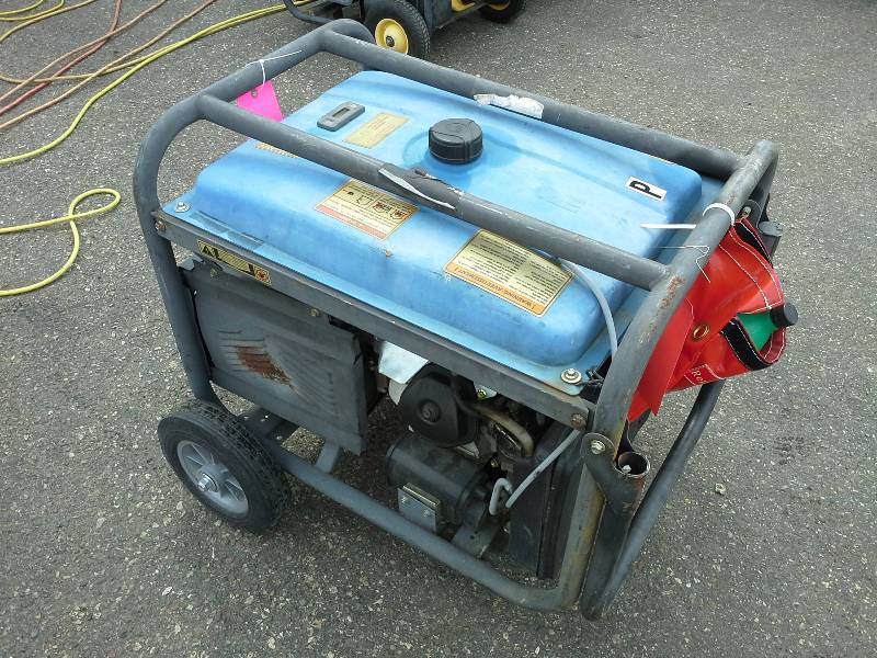 lot 79 image: ETQ 8250 Watt Generator