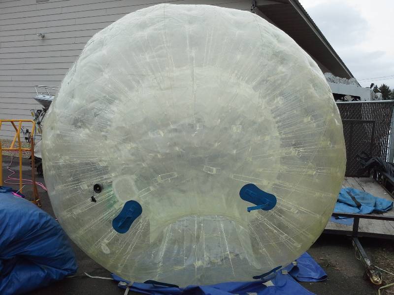lot 88 image: Single Hole 9 Ft TPU Zorb ball