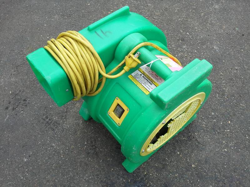 lot 94 image: B-Air 1 HP Blower