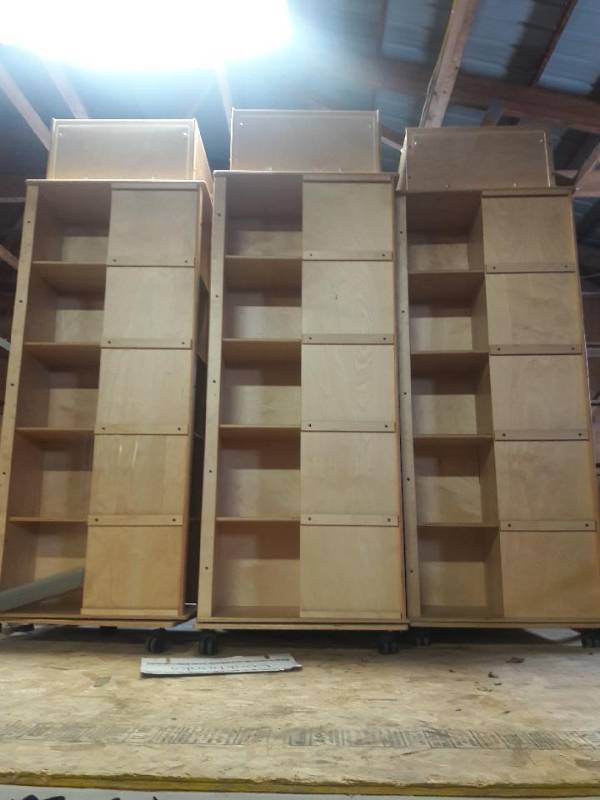 lot 85 image: Rolling, Rotational T-Shirt Displays