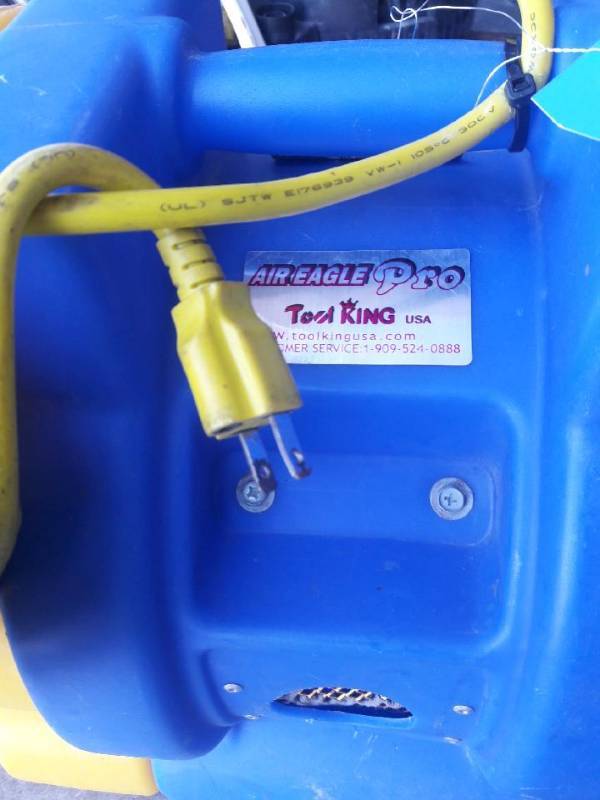 lot 101 image: 1 HP Tool King Blower