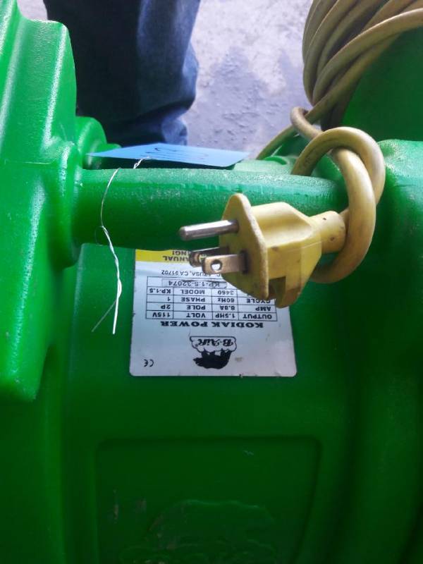 lot 103 image: 1.5 HP B Air Blower