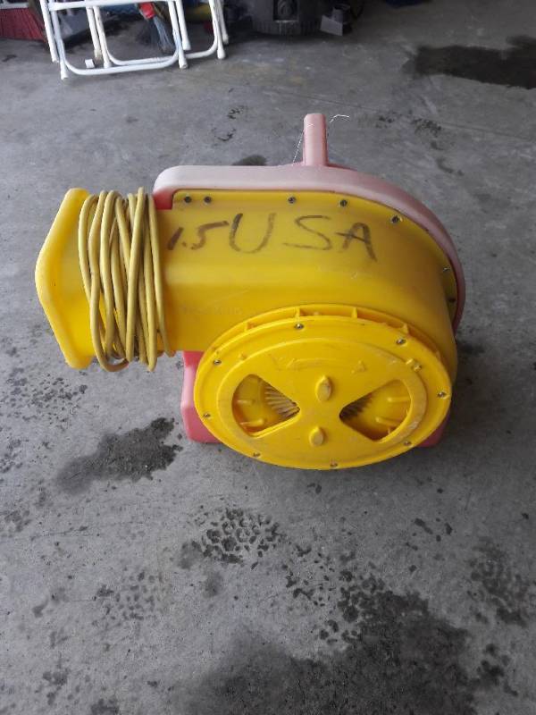 lot 110 image: 1.5 HP Tool King Blower