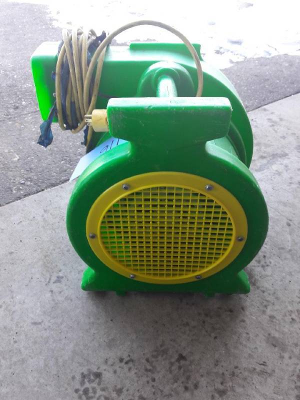lot 116 image: 1 HP B Air Blower