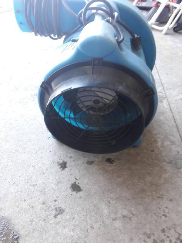 lot 119 image: 1 HP Airwolf Blower