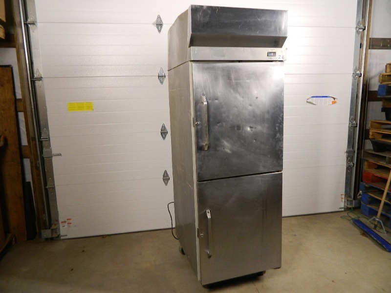 lot 18 image: Hobart Refrigerator on Wheels
