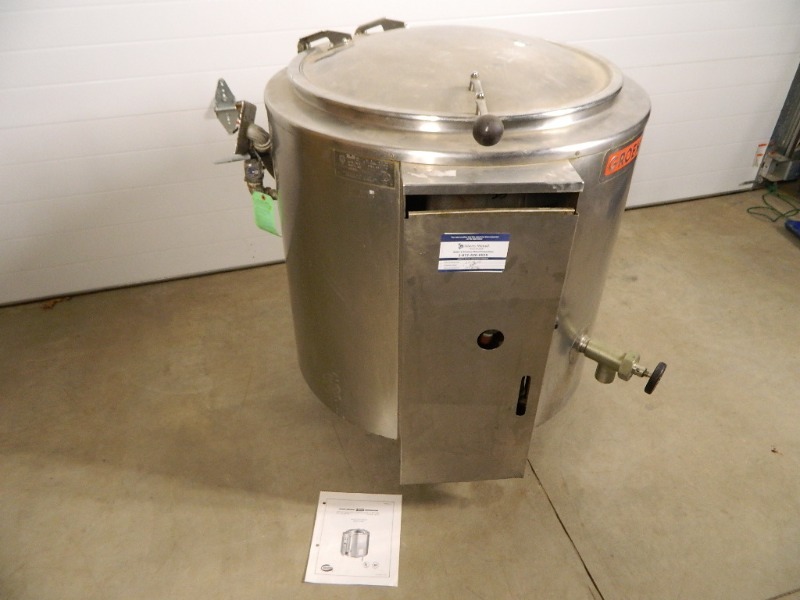 lot 10 image: Groen 40 Gallon Electric Kettle
