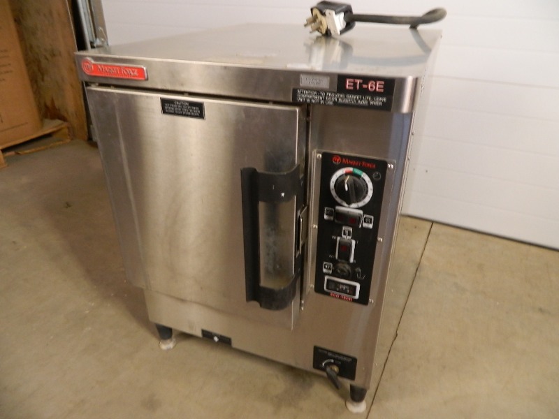 lot 32 image: Market Forge Steam Oven