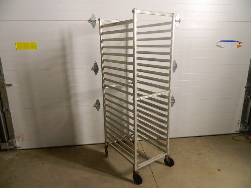 lot 77 image: Aluminum Sheet Pan Cart