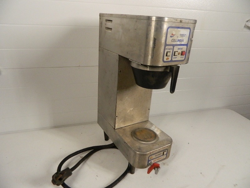 lot 90 image: Large Coffee Maker