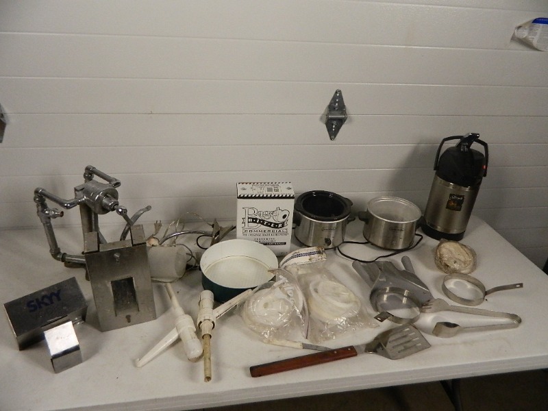 lot 115 image: Coffee Dispensor, Utensils, Glove Dispensor, Bagel Cutter, More