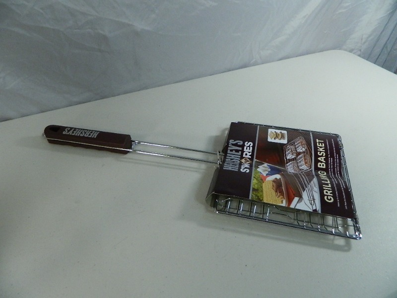 lot 48 image: New Hersheys Smores Grilling Basket