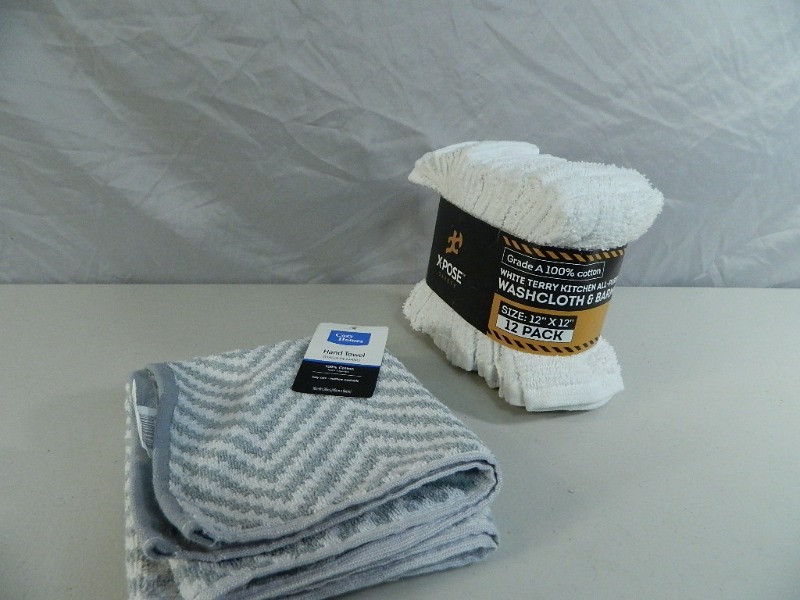 lot 50 image: New Towels