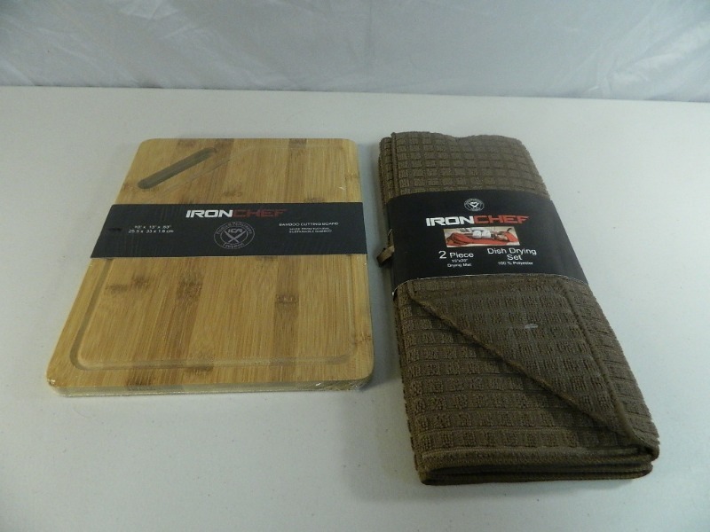 lot 63 image: New Bamboo Cutting Board and Drying Set