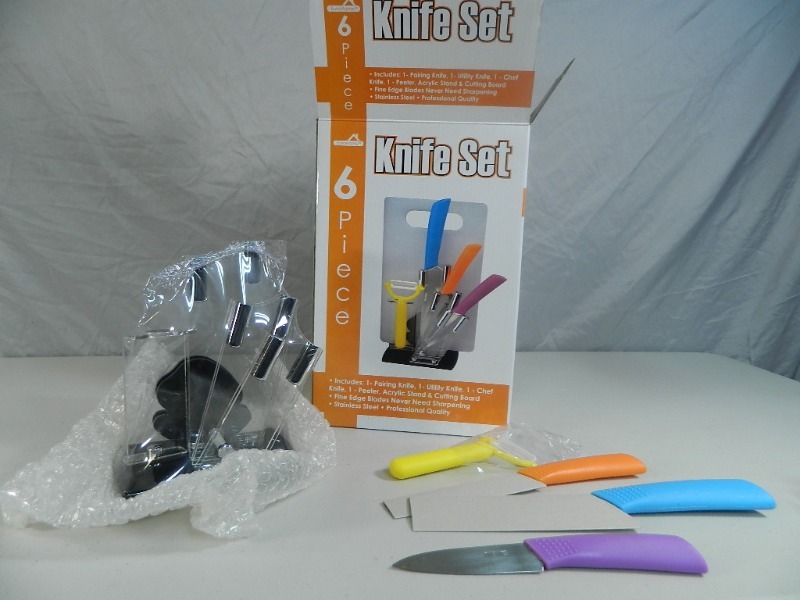 lot 88 image: Knife Set