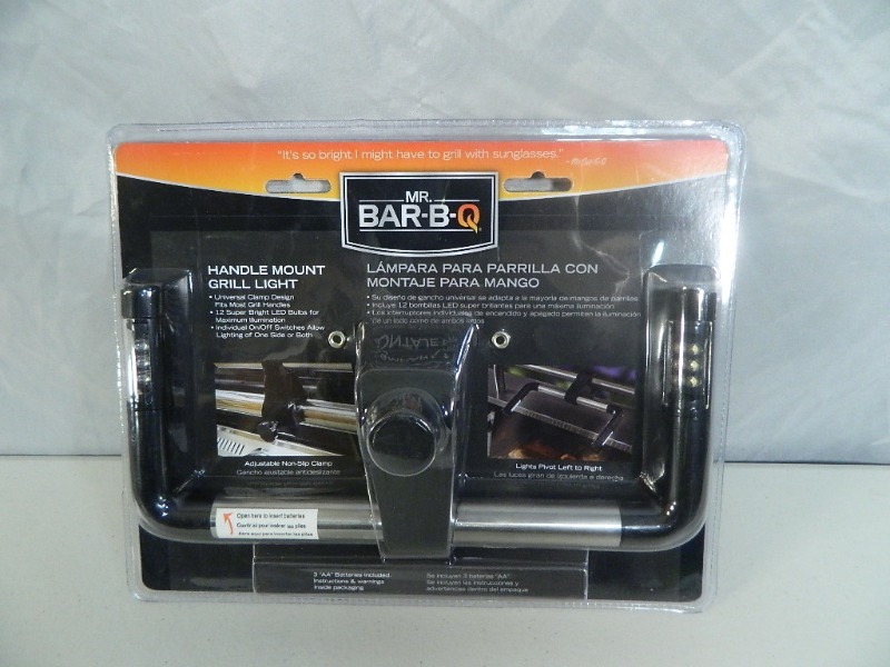 lot 90 image: New Handle Mount Grill Light