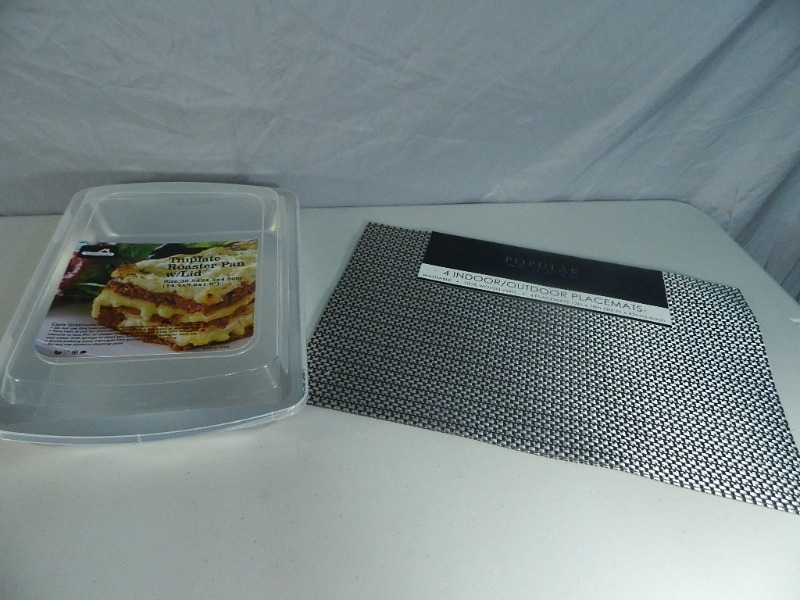 lot 124 image: New Placemats and Roaster Pan with Lid