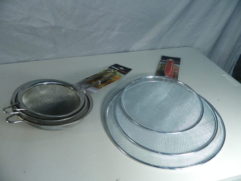 lot 142 image: New Iron Chef Items