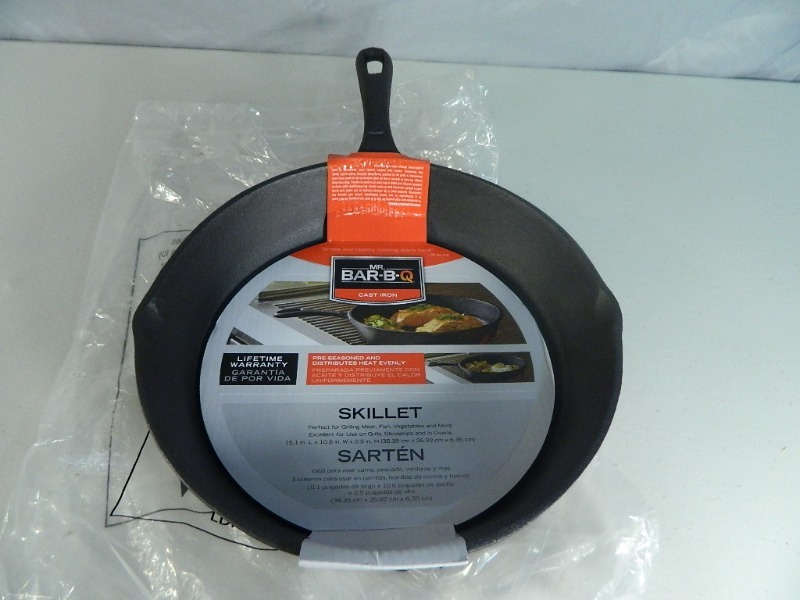 lot 151 image: New Cast Iron Skillet