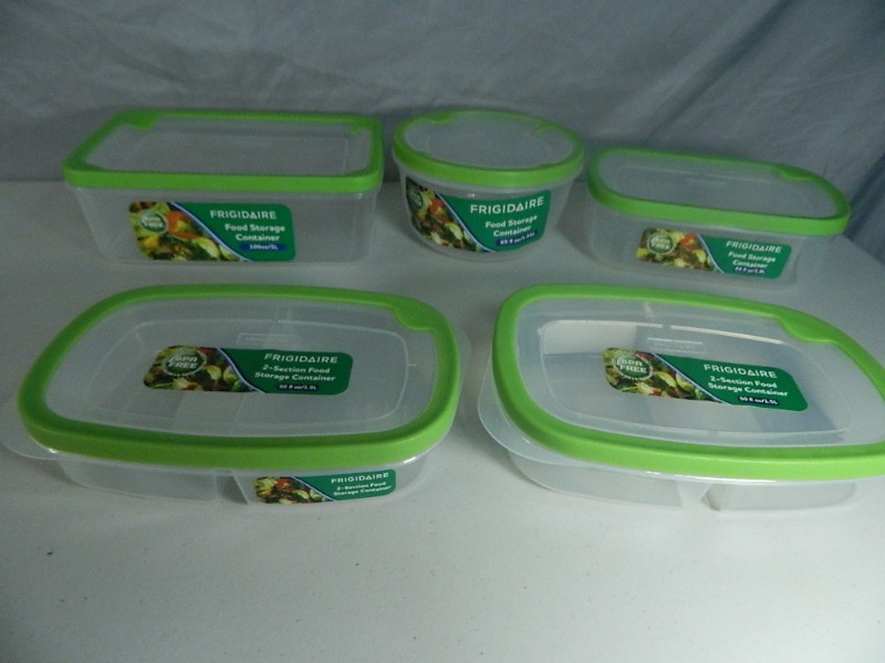 lot 152 image: 5 New Frigidaire Food Containers with Lids