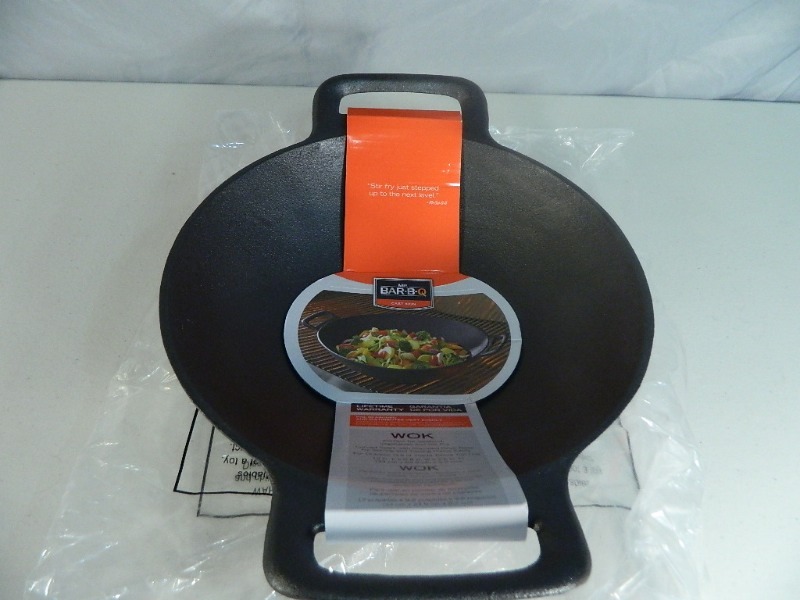 lot 163 image: New Cast Iron Wok