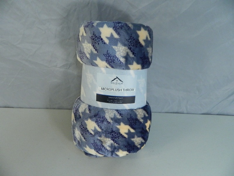 lot 173 image: New Large Super Soft Throw