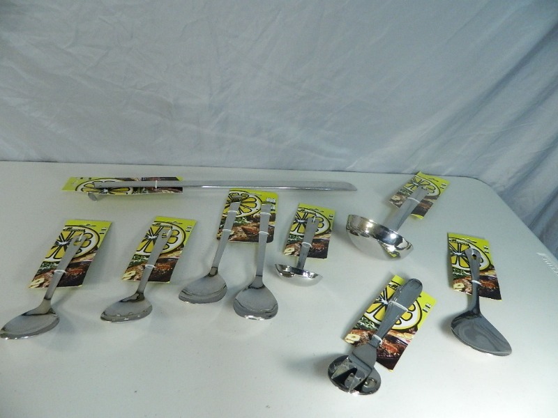 lot 187 image: 10 New Kitchen Utensils
