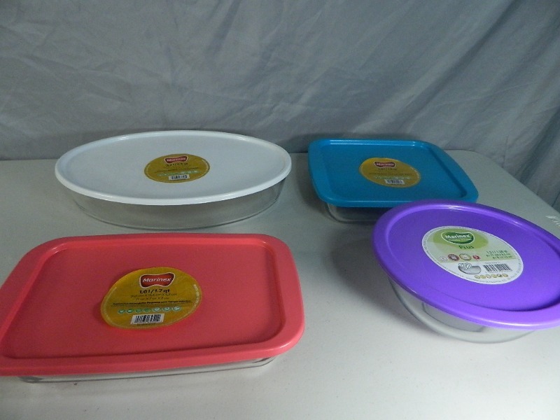 lot 194 image: 4 New Glass Containers with Lids