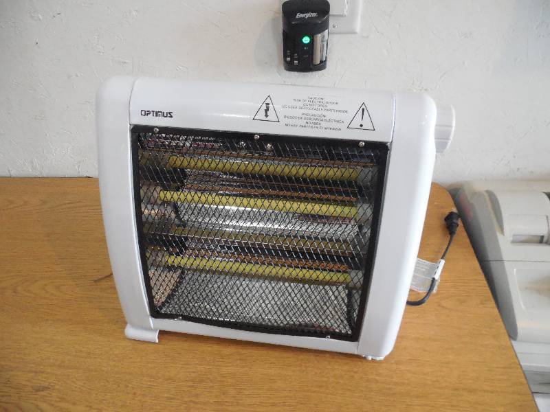 lot 37 image: Optimus Infrared Quartz Radiant Heater