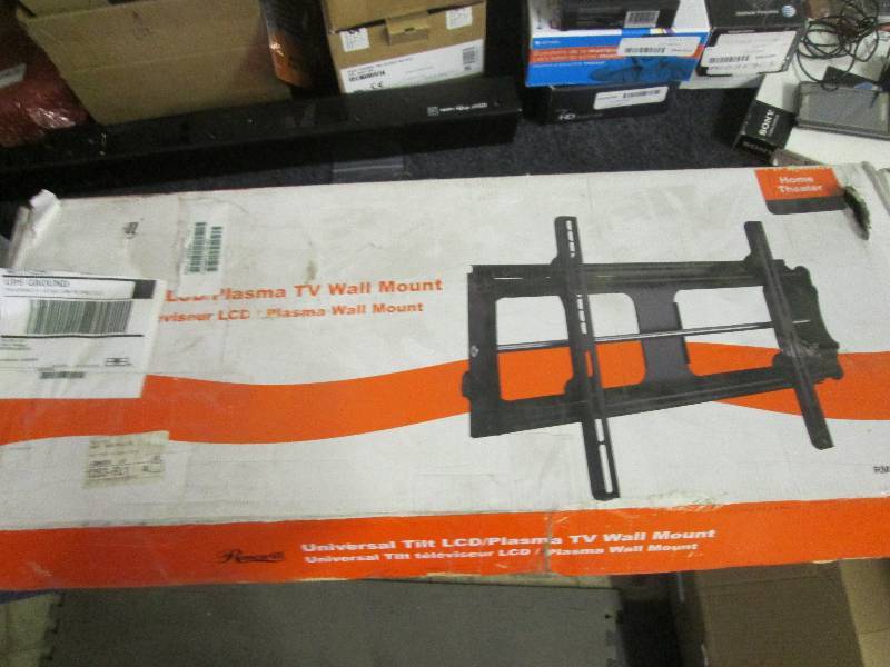 lot 14 image: rosewell universal TV mount (heavy ...