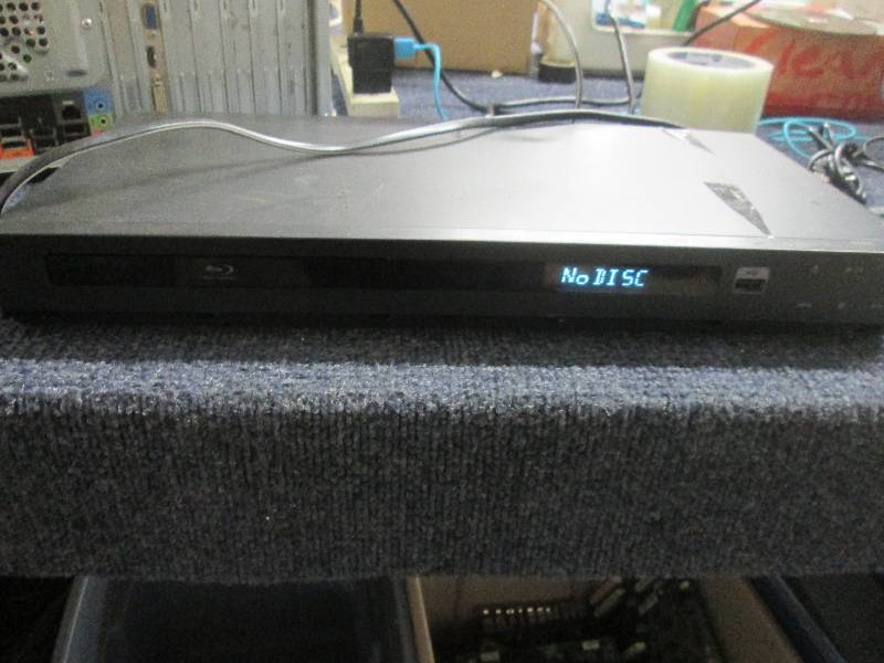 lot 19 image: samsung bluray dvd player...