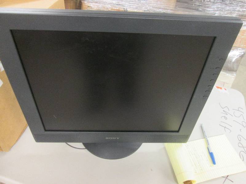 lot 23 image: sony monitor untested...