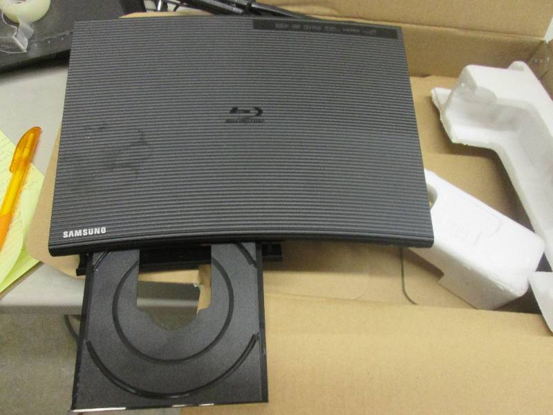 lot 101 image: samsung bluray player...