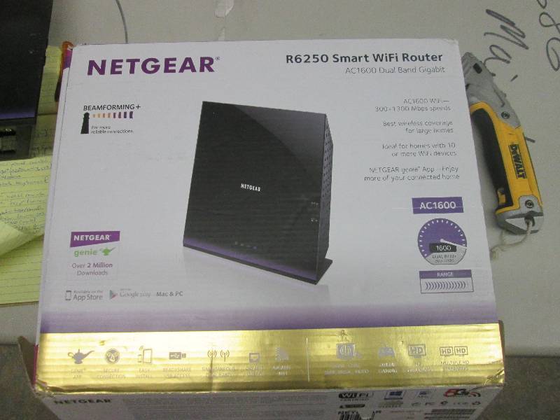 lot 105 image: netgear r6250 smart wifi router pow...