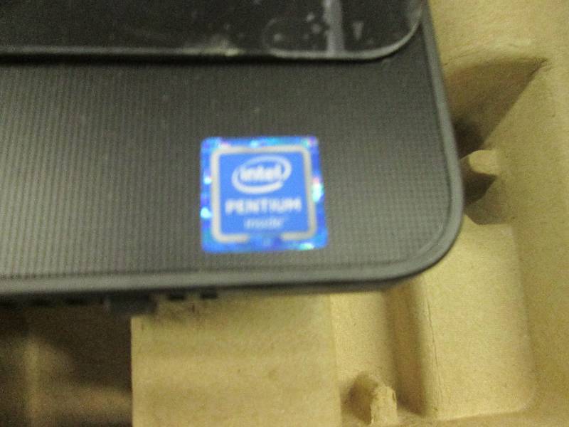 lot 119 image: dell inspiron 24 pc see picture fo...