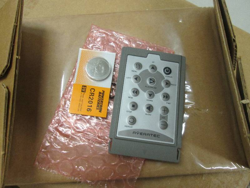 lot 124 image: lot of 8 avertec universal remote w...