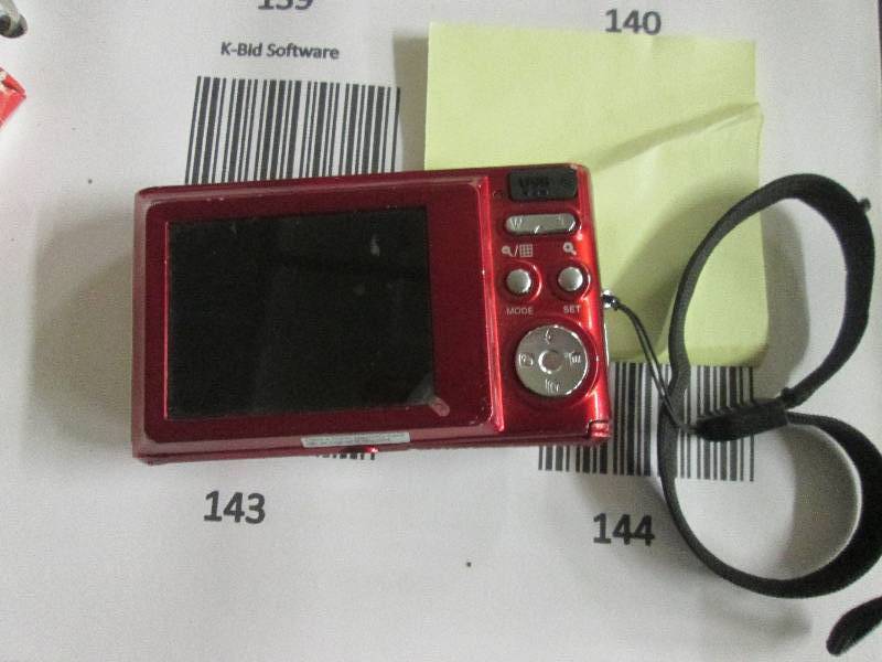 lot 137 image: polaroid e826 untested...