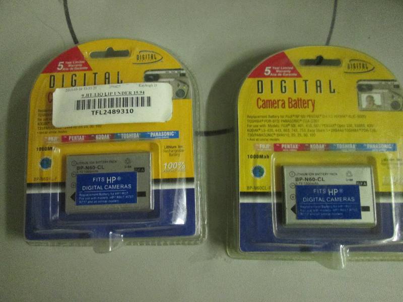 lot 142 image: lot of 2 camera batteries...