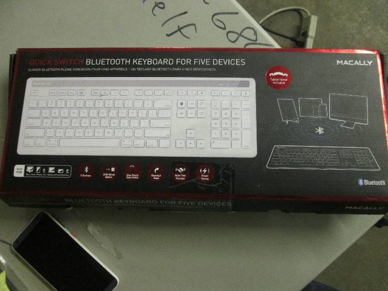 lot 155 image: quick switch 5 device keyboard...