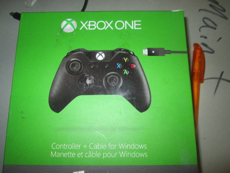 lot 163 image: Xbox one controller powers on ...