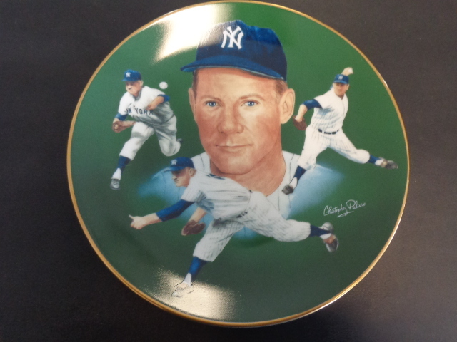 lot 73 image: Limited Edition Whitey Ford NY Yankees Collector Plate