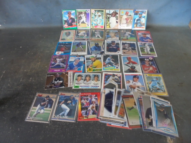 lot 2 image: 1960 to 2010 Baseball Rookie Cards