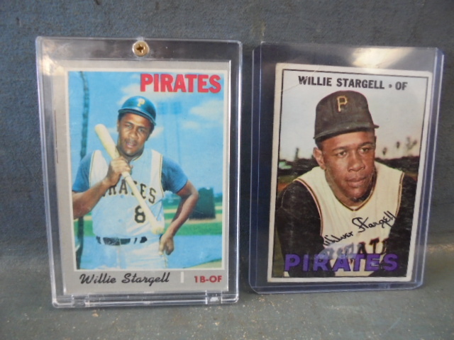 lot 4 image: 1967 and 1970 Willie Stargell Baseball Cards
