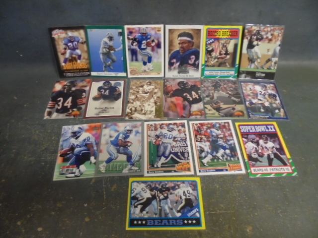 lot 19 image: Walter Payton and Barry Sanders Football Cards