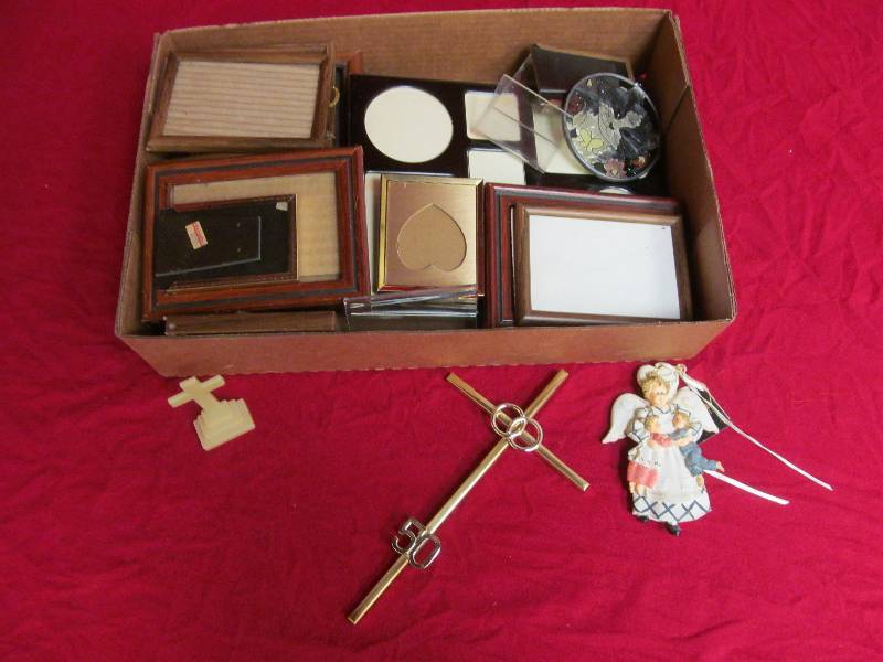 picture frames
