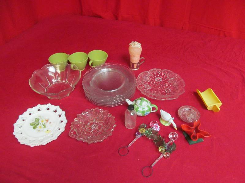 serving plates, plates
