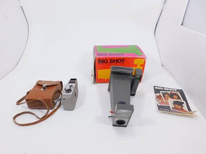 lot 41 image: 2 Vintage Camera