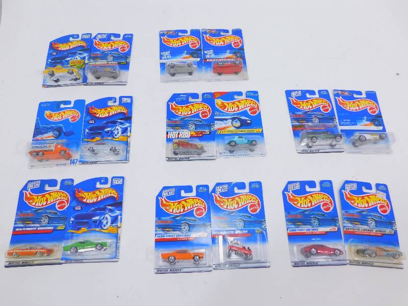 lot 49 image: Hot Wheels Cars