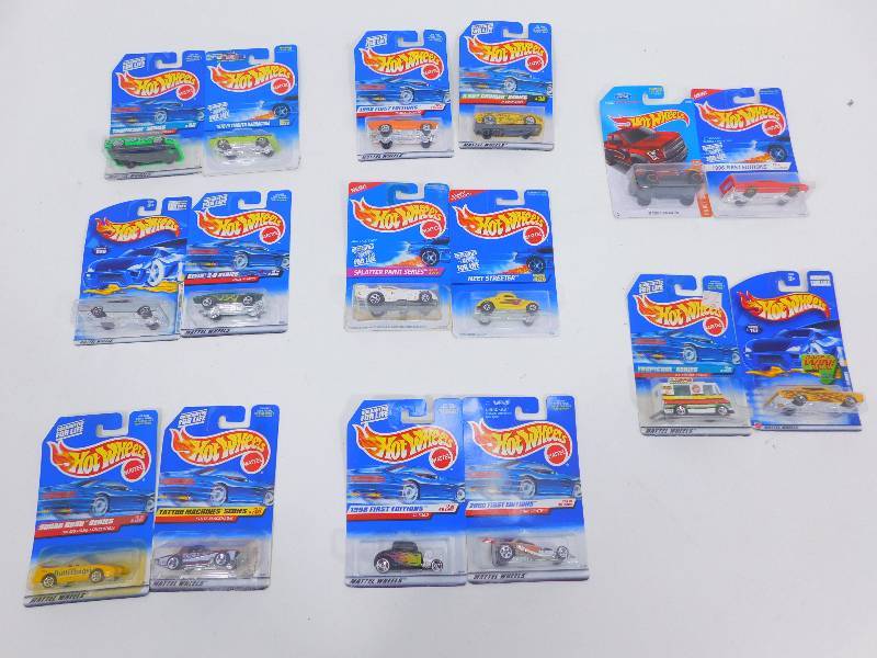 lot 53 image: Hot Wheels Cars