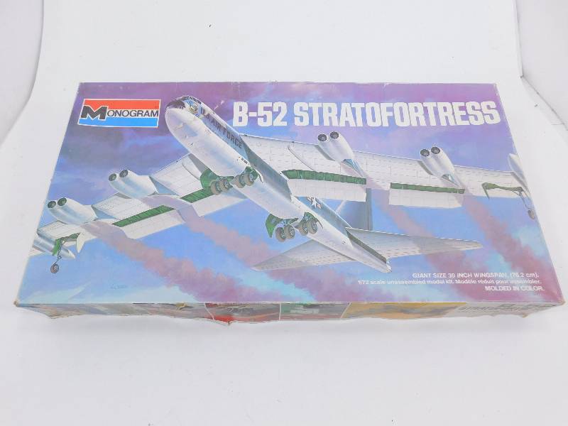 lot 65 image: Vintage Model